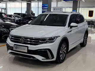 Volkswagen Tiguan L PHEV 2022