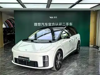 Li Auto Li i8 2025