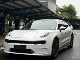 ZEEKR 001 2023
