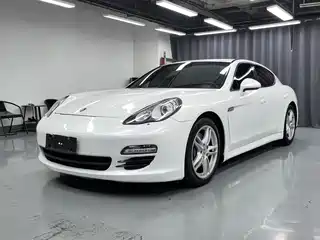Porsche Panamera 2012