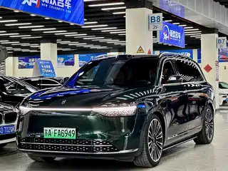 AITO Wenjie M9 2023