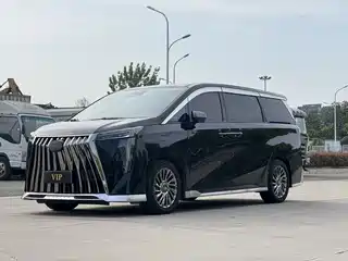 GAC Trumpchi M8 2023