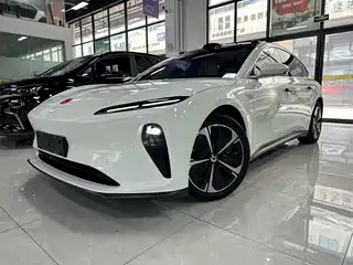 NIO ET5T 2025