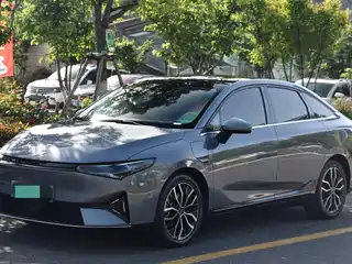 XPeng P5 2022