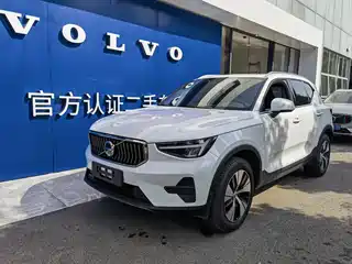 Volvo XC40 2024