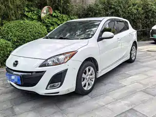 Mazda Mazda3 Axela 2011