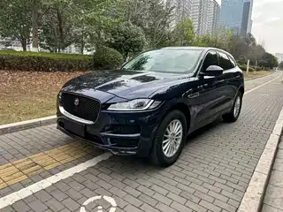 Jaguar F-PACE 2019