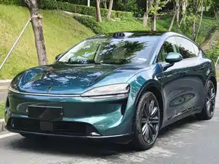 Zhijie Luxeed R7 2025