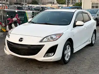 Mazda Mazda3 Axela 2012