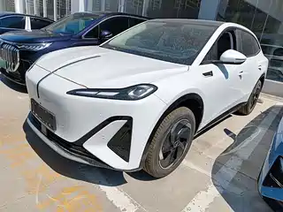 Hongqi Tiangong 06 2025