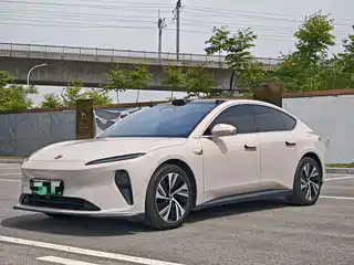 NIO ET5 2024