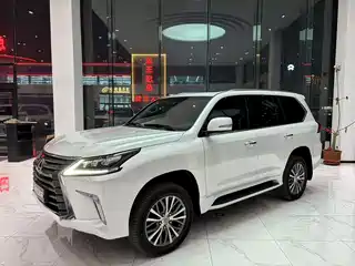 Lexus LX 2018