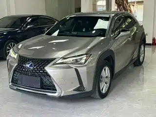 Lexus UX 2021