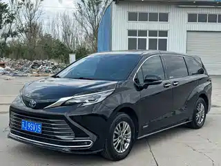 Toyota Sienna 2023