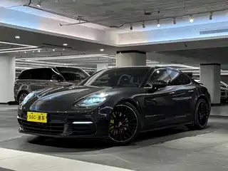 Porsche Panamera 2016