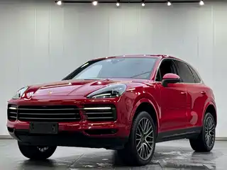 Porsche Cayenne 2021