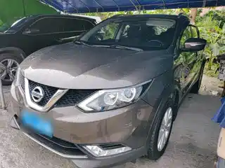 Nissan Qashqai 2015