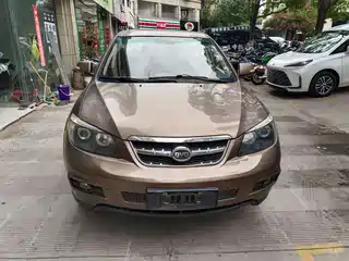 BYD BYD S6 2014