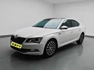 Škoda Superb 2017