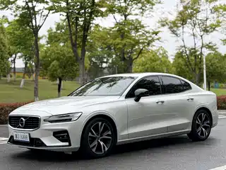 Volvo S60 2020