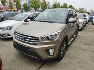 Hyundai ix25 2016