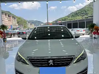 Peugeot 308 2016