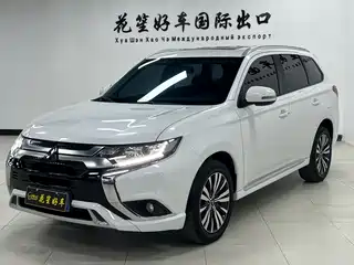 Mitsubishi Outlander 2021