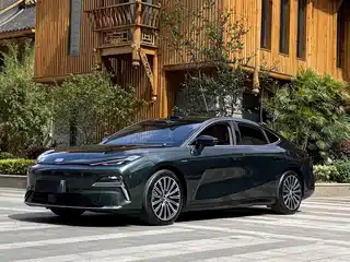 Geely Galaxy Xingyao 8 2025