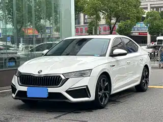 Škoda Octavia 2023