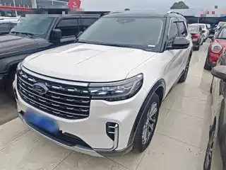 Ford Explorer 2024