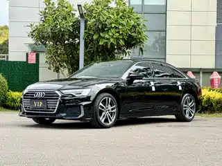 Audi A6L 2022