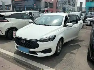 Ford Escort 2021