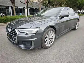 Audi A6L 2022