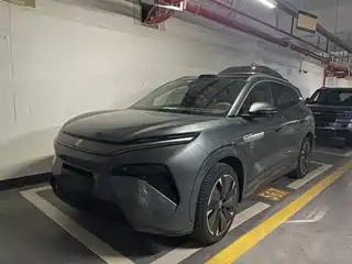 BYD Tang L 2025