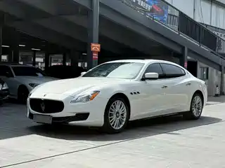 Maserati Quattroporte 2015