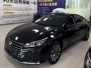 Nissan Teana 2023
