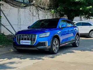 Audi Audi Q2L e-tron 2019