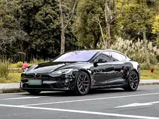 Tesla Model S 2023