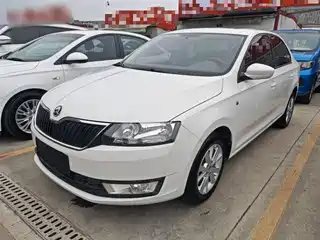 Škoda Rapid 2015