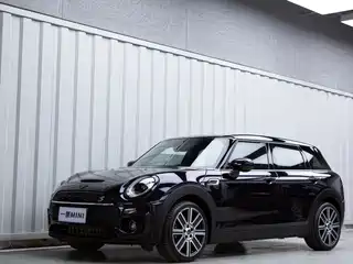 MINI CLUBMAN 2023