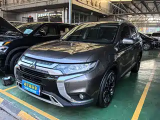Mitsubishi Outlander 2019