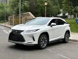Lexus RX 2022