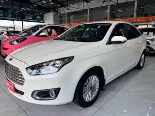 Ford Escort 2016