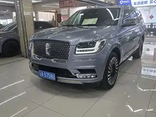 Lincoln Navigator 2020