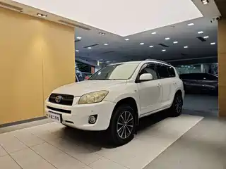 Toyota RAV4 Rongfang 2011