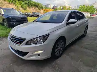 Peugeot 408 2016