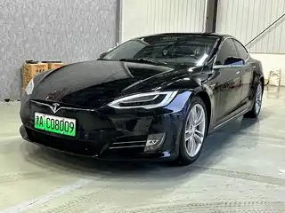 Tesla Model S 2015