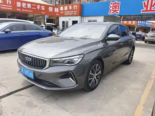 Geely Emgrand 2021