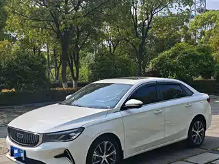Geely Emgrand 2023