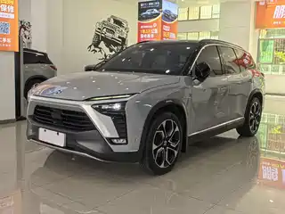 NIO ES8 2022
